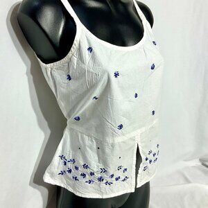 Vintage Med White Tank Blue Embroidered Flowers